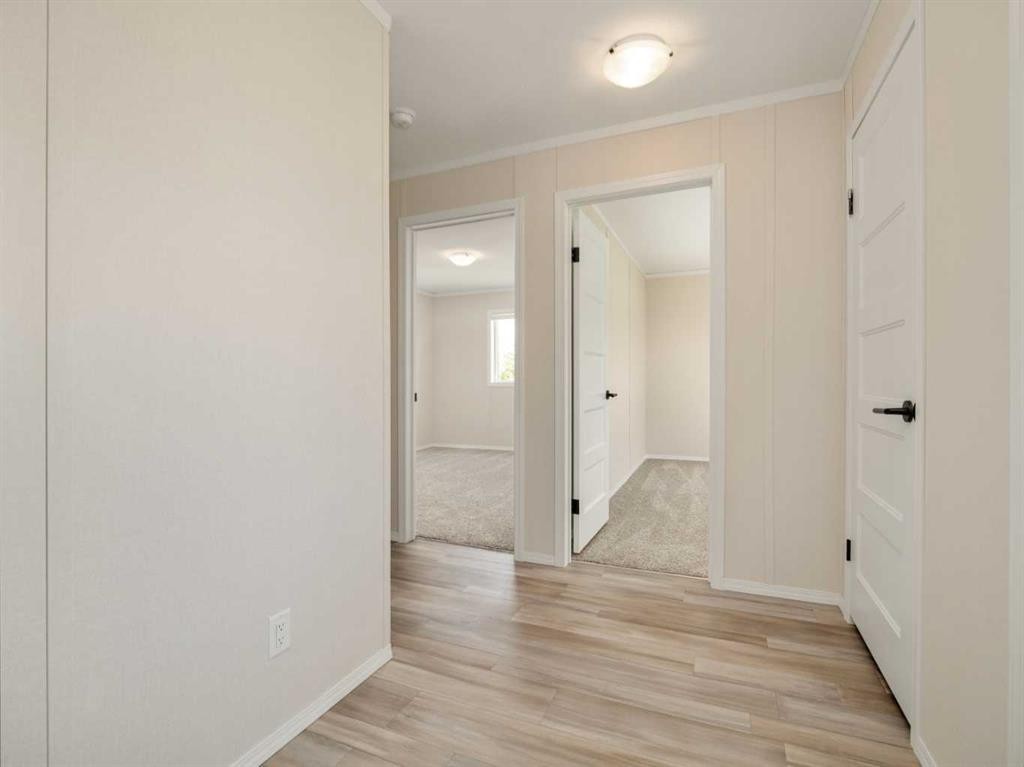 2037 Sunflower Crescent, Coaldale, AB - Indoor Photo Showing Other Room