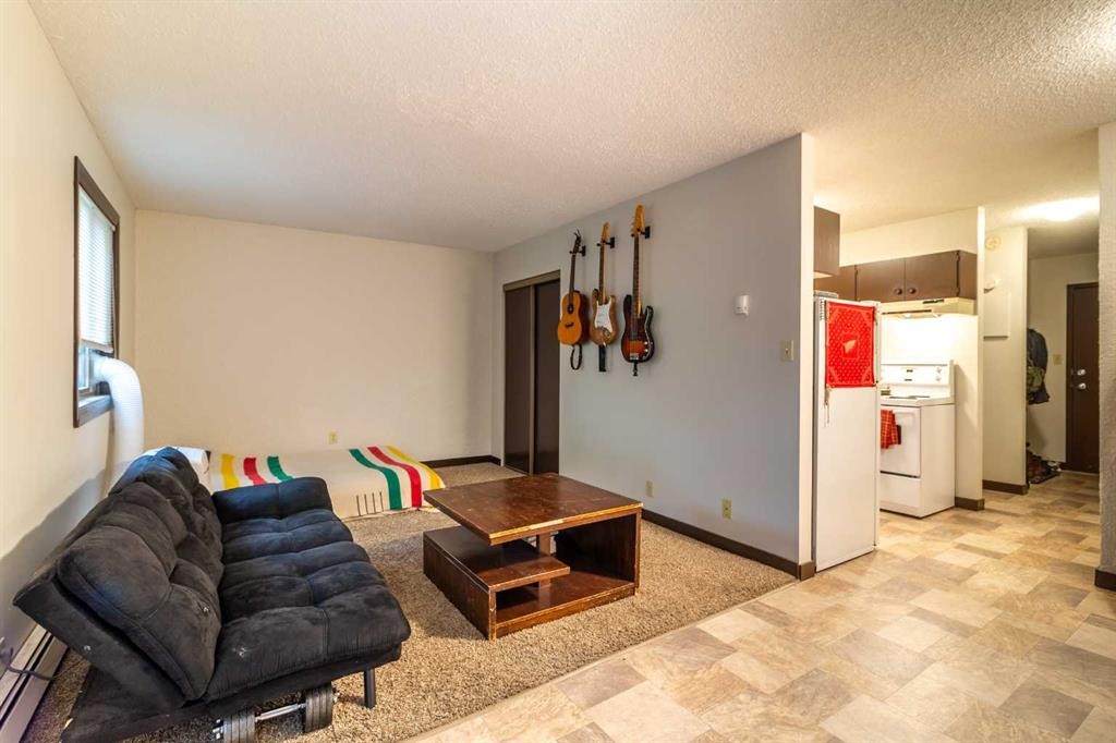 14-3440 23Rd Ave South, Lethbridge, AB