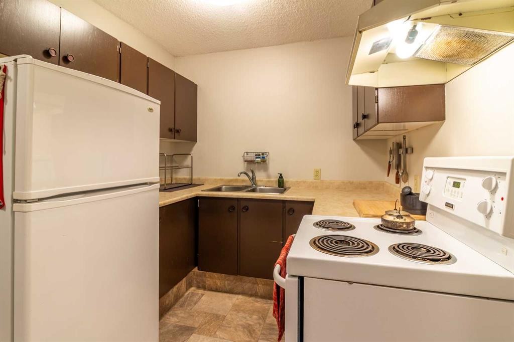 14-3440 23Rd Ave South, Lethbridge, AB