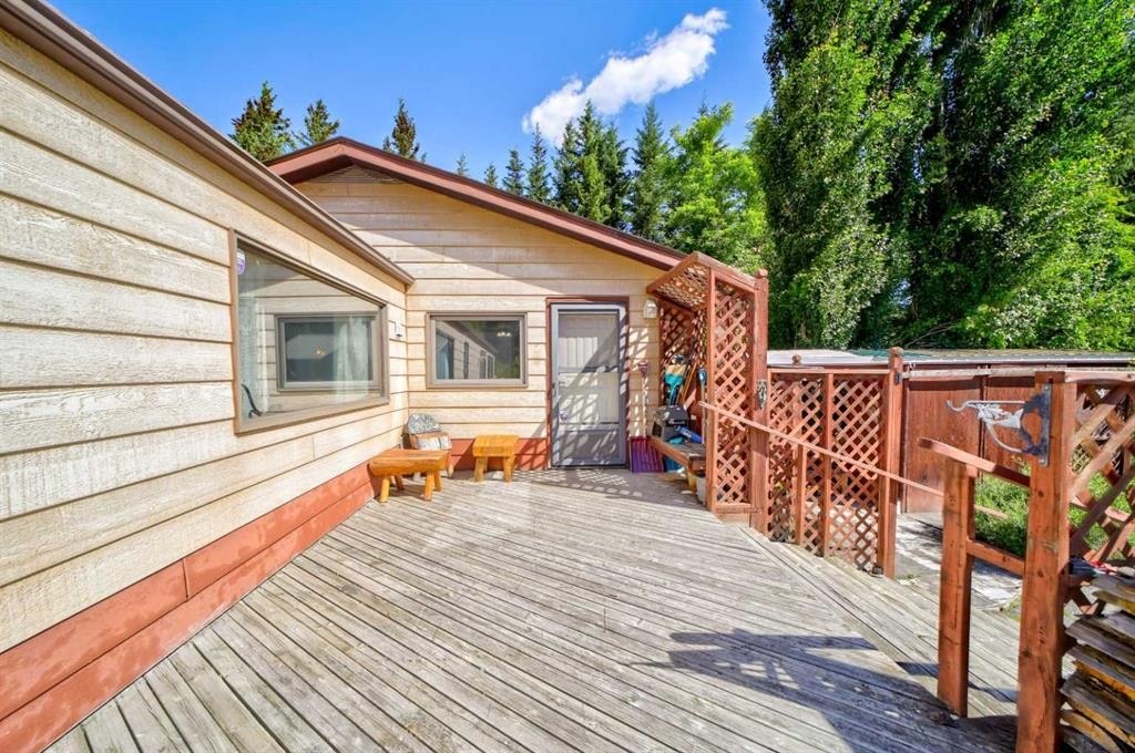 5670 16 Avenue, Coleman, AB - Outdoor With Deck Patio Veranda With Exterior