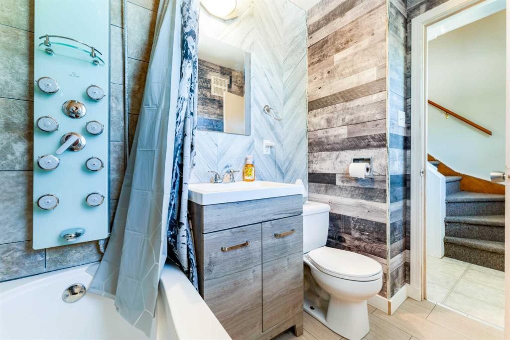 305 1 Avenue South, Coutts, AB