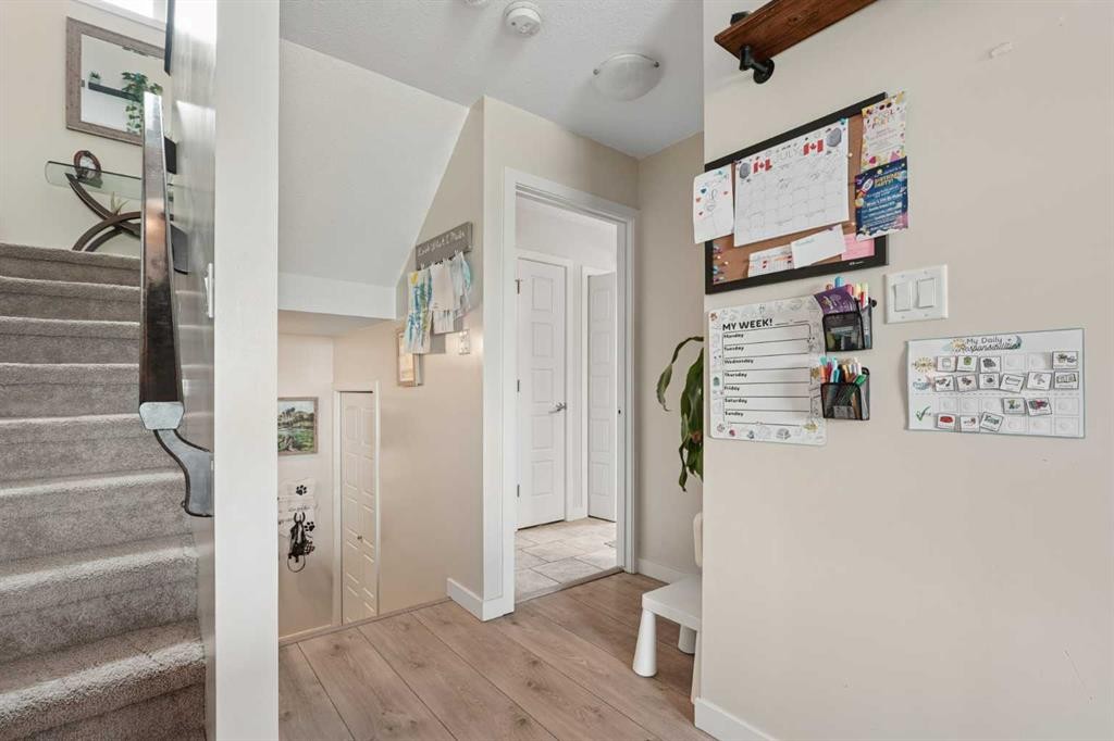 648 Parkside Green, Coaldale, AB - Indoor Photo Showing Other Room