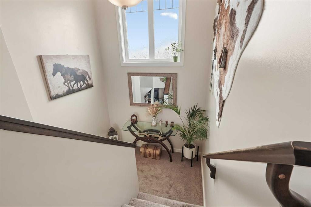 648 Parkside Green, Coaldale, AB - Indoor Photo Showing Other Room