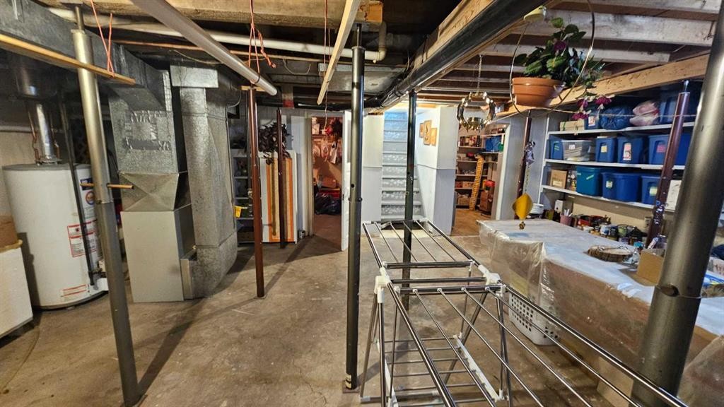 104 1 A Avenue, Coutts, AB - Indoor Photo Showing Basement