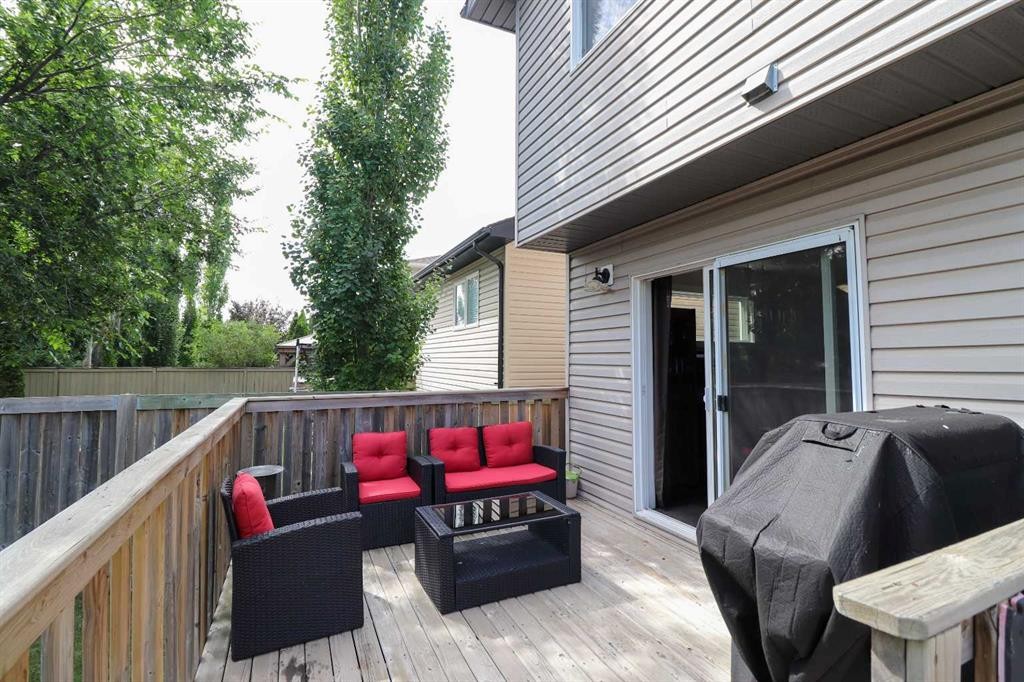 71 Coalbanks Gate West, Lethbridge, AB - Outdoor With Deck Patio Veranda With Exterior