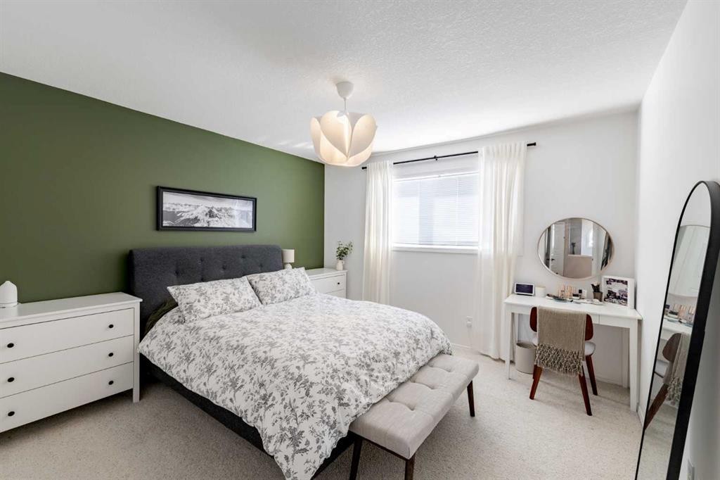 77 Blackfoot Crescent West, Lethbridge, AB