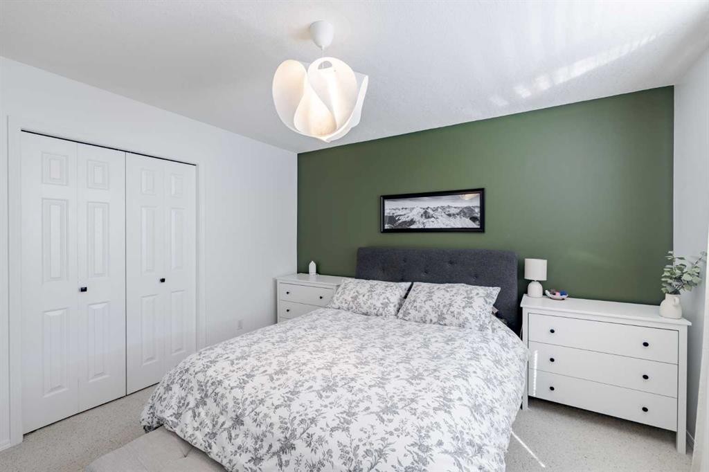 77 Blackfoot Crescent West, Lethbridge, AB