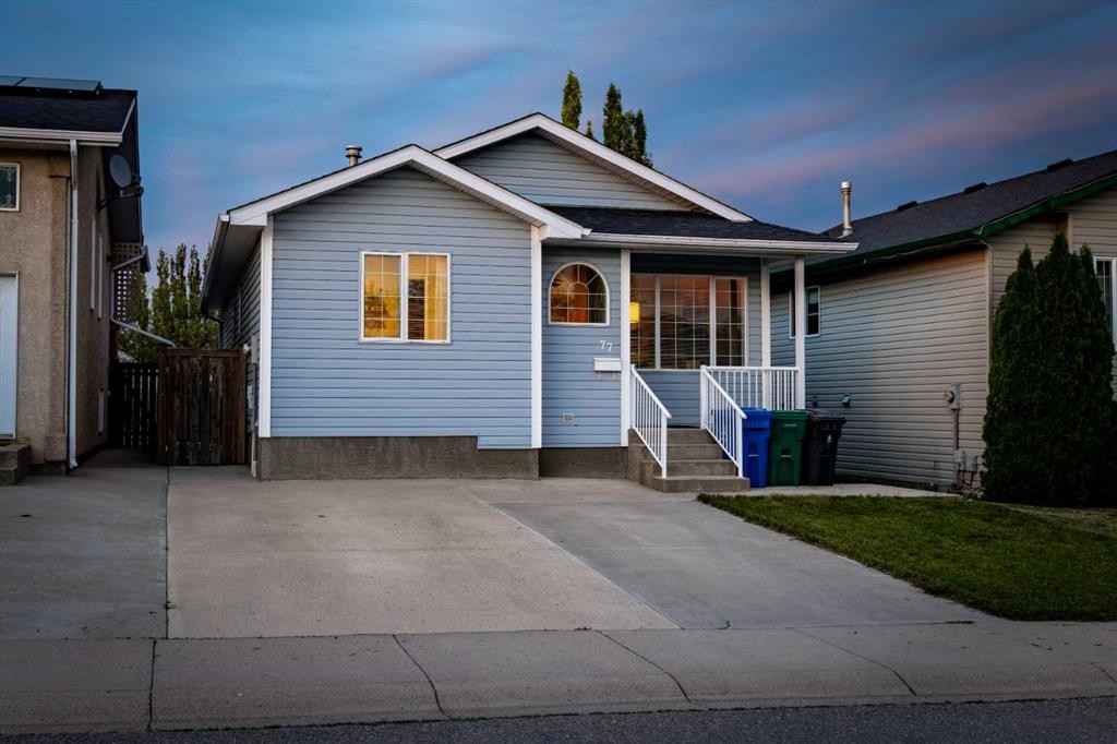 77 Blackfoot Crescent West, Lethbridge, AB