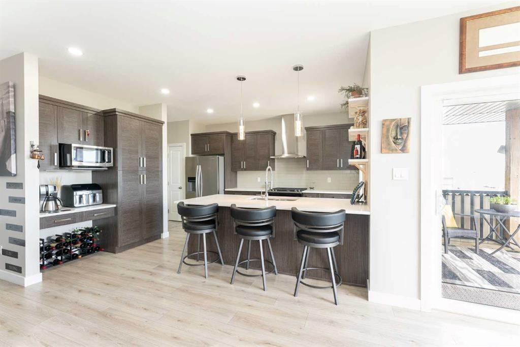 437 Devonia Way West, Lethbridge, AB - Indoor