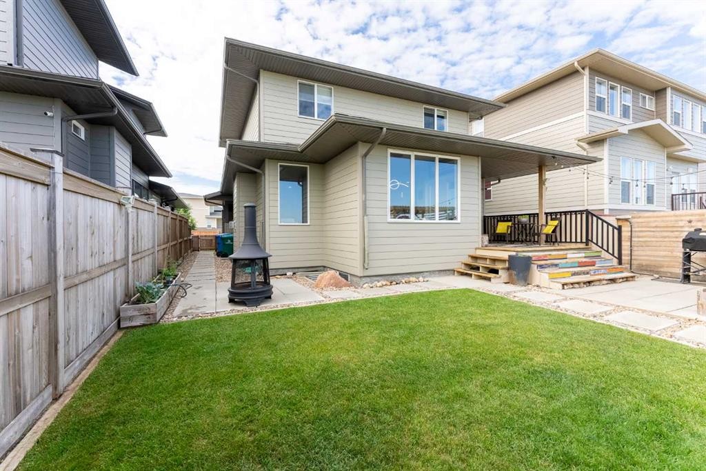 437 Devonia Way West, Lethbridge, AB - Outdoor