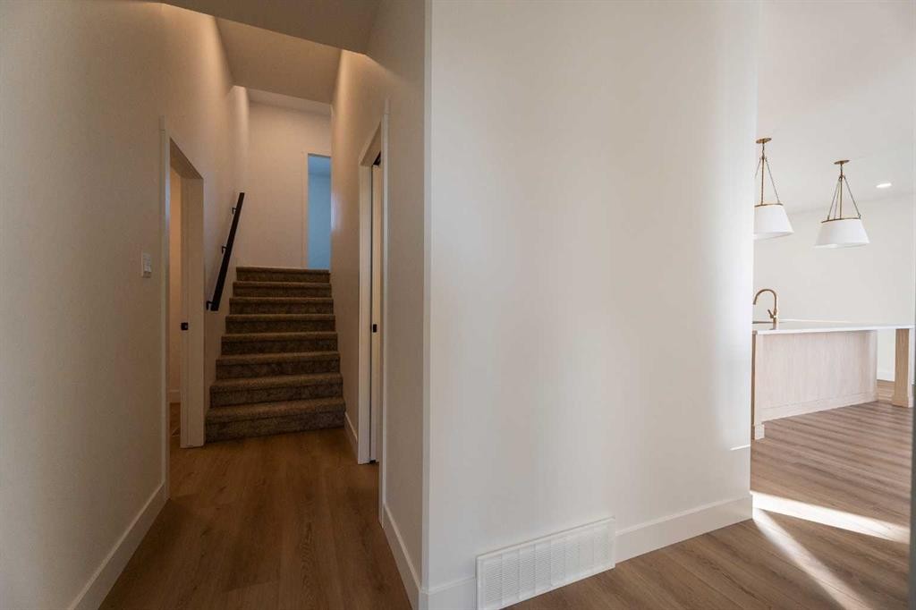 3076 21 Street, Coaldale, AB - Indoor Photo Showing Other Room