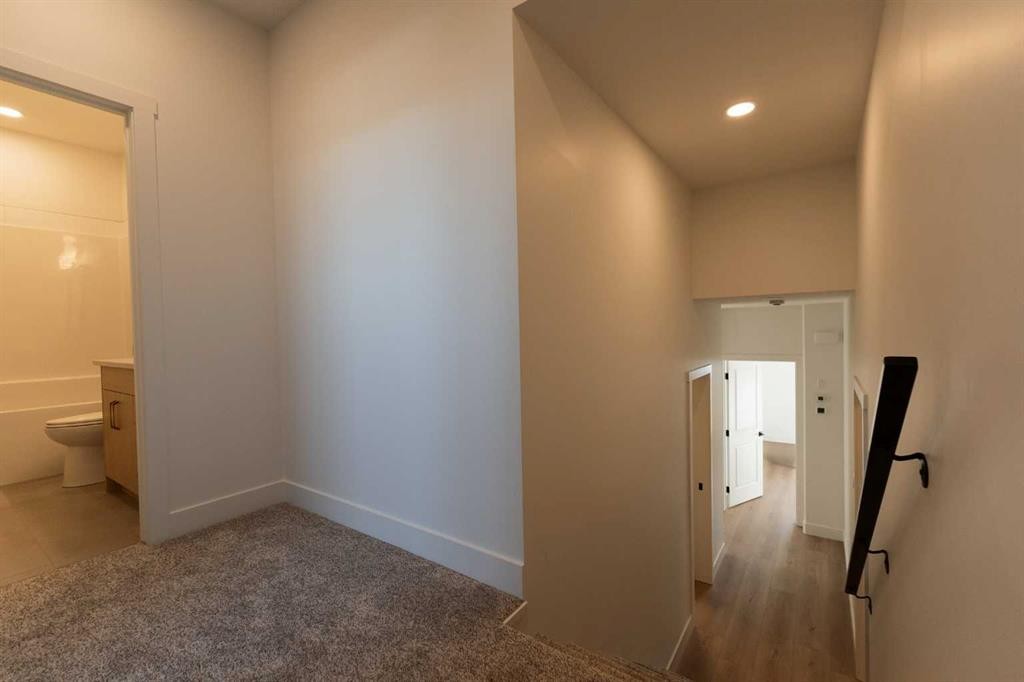3076 21 Street, Coaldale, AB - Indoor