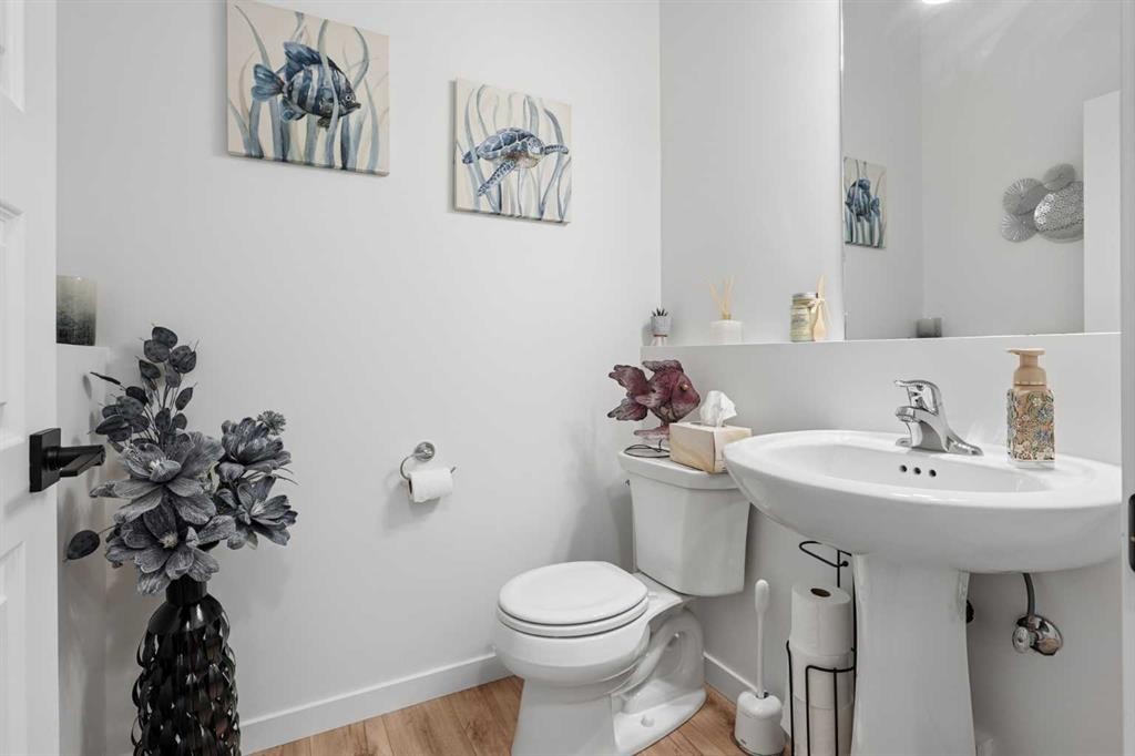 1402-210 Firelight Way West, Lethbridge, AB - Indoor Photo Showing Bathroom