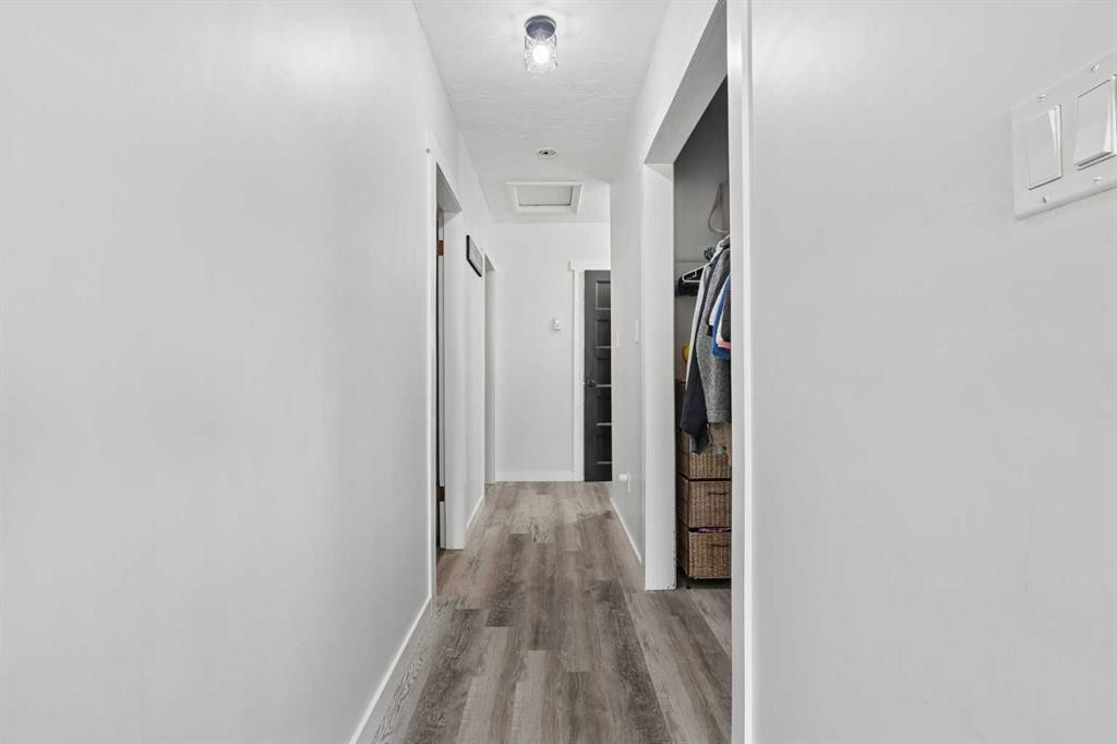 25021 Rge Rd 254, Cardston, AB - Indoor Photo Showing Other Room