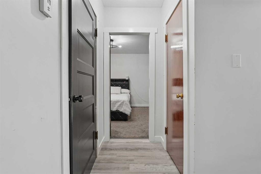 25021 Rge Rd 254, Cardston, AB - Indoor