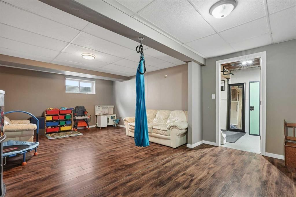 25021 Rge Rd 254, Cardston, AB - Indoor Photo Showing Other Room