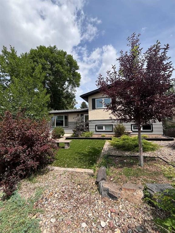 425 Normandy Road South, Lethbridge, AB