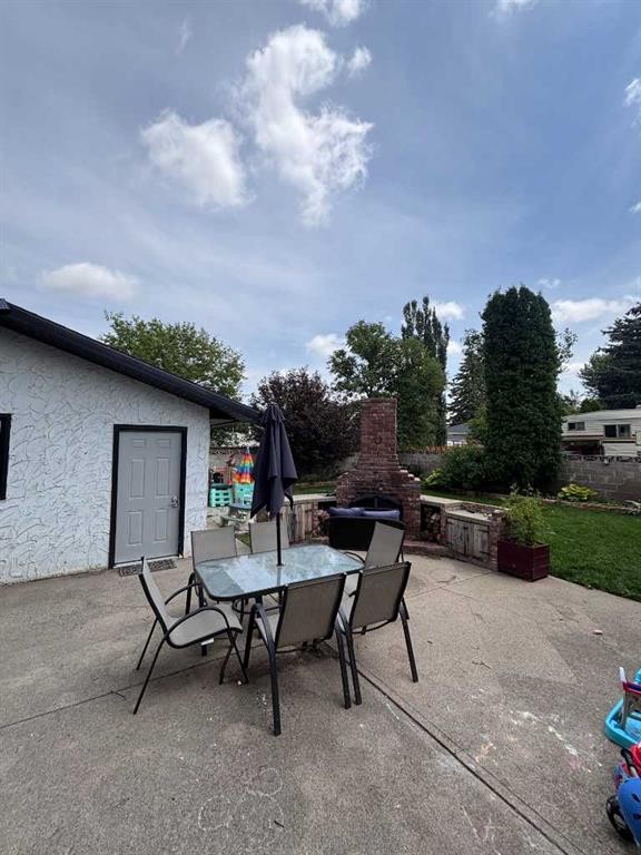 425 Normandy Road South, Lethbridge, AB