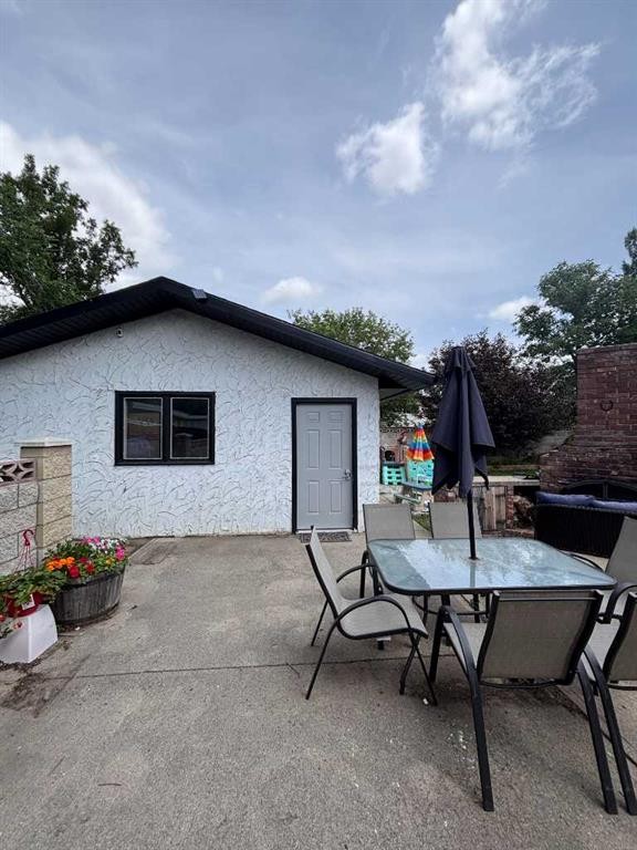 425 Normandy Road South, Lethbridge, AB