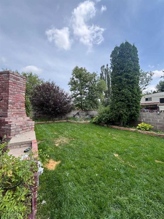 425 Normandy Road South, Lethbridge, AB