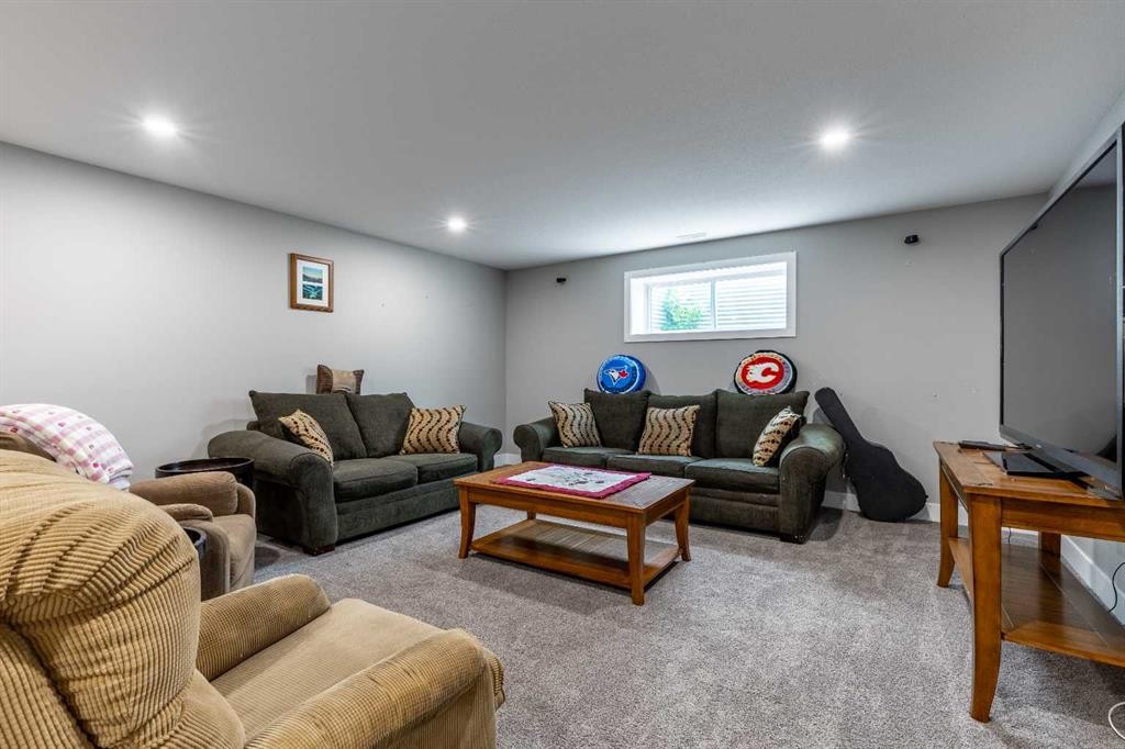 107 Westgate Drive, Coaldale, AB - Indoor Photo Showing Basement