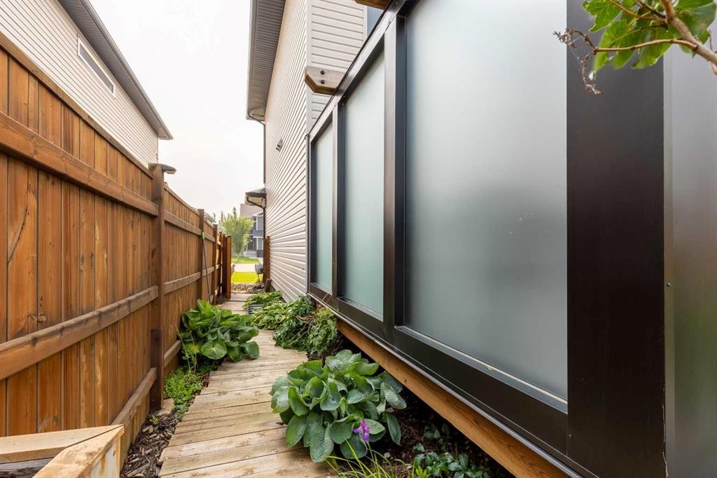 107 Westgate Drive, Coaldale, AB - With Exterior