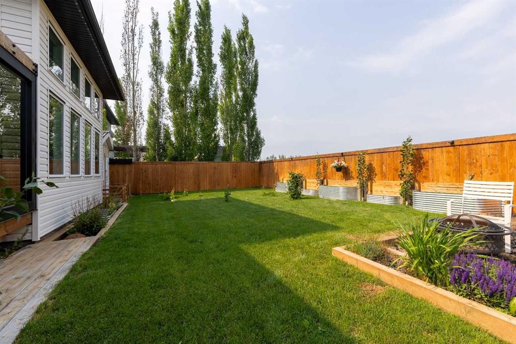 107 Westgate Drive, Coaldale, AB - Outdoor