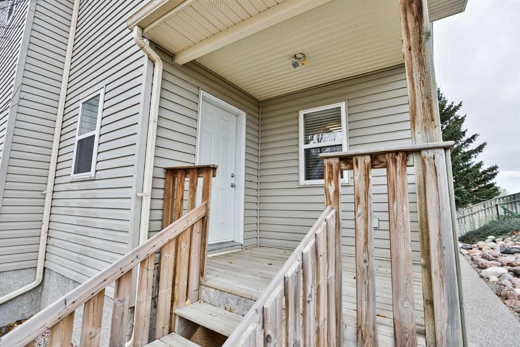 16-720 Heritage Boulevard West, Lethbridge, AB - Outdoor
