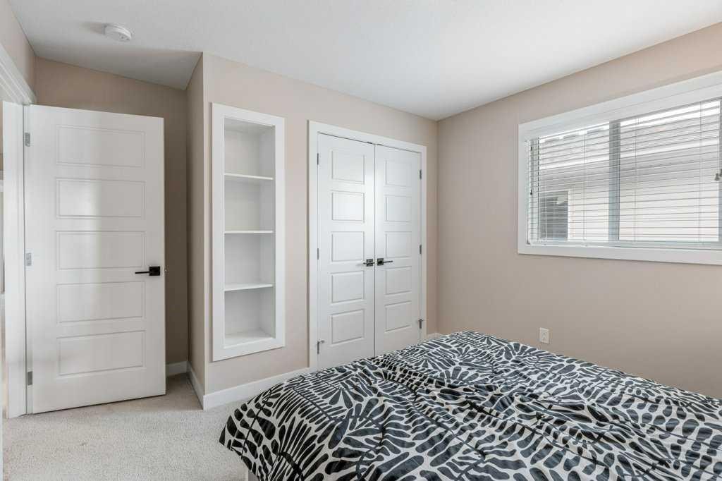 855 Miners Boulevard West, Lethbridge, AB - Indoor Photo Showing Bedroom