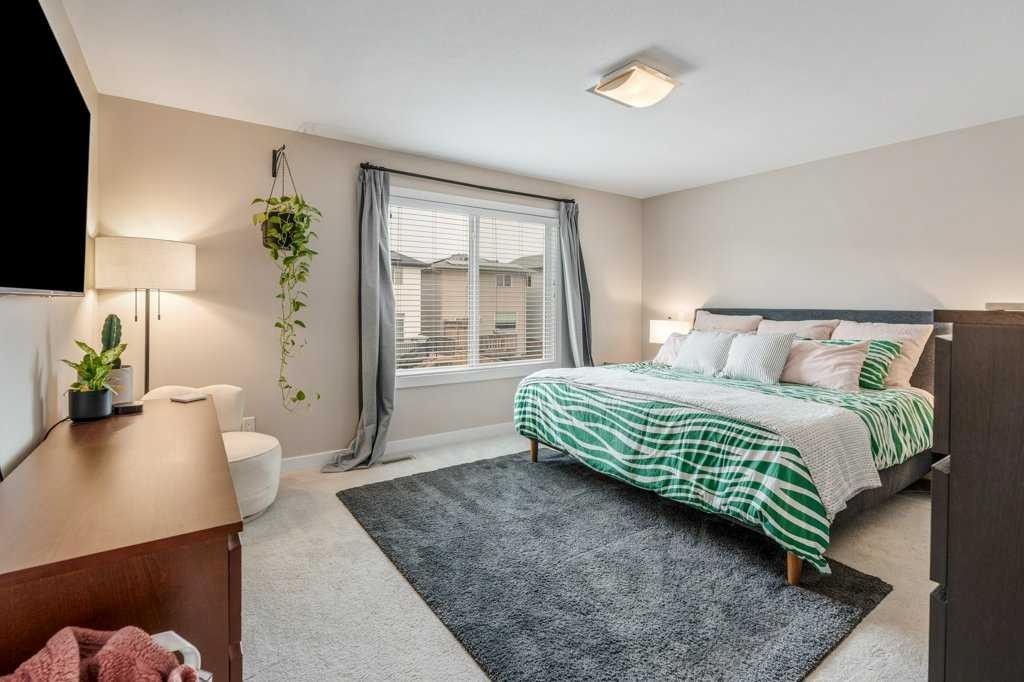 855 Miners Boulevard West, Lethbridge, AB - Indoor Photo Showing Bedroom