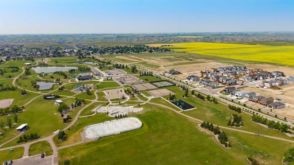 113 Lynx Road North, Lethbridge, AB - Outdoor With View