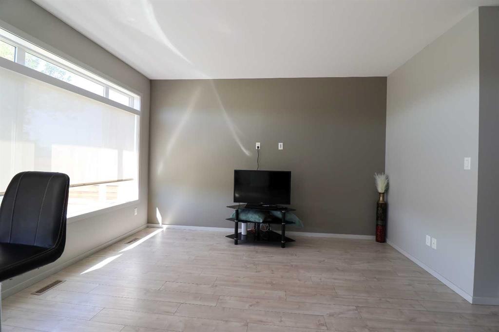 3-478 Highlands Boulevard West, Lethbridge, AB