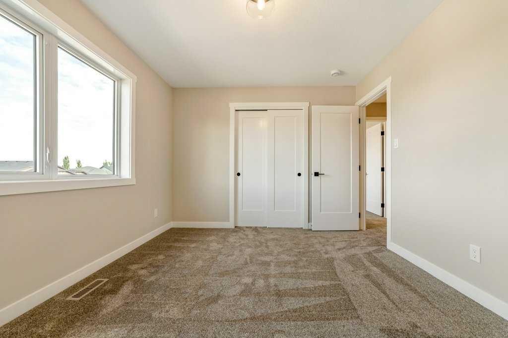 103 Riverford Close West, Lethbridge, AB - Indoor Photo Showing Other Room