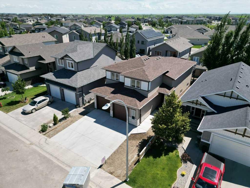 103 Riverford Close West, Lethbridge, AB - Outdoor