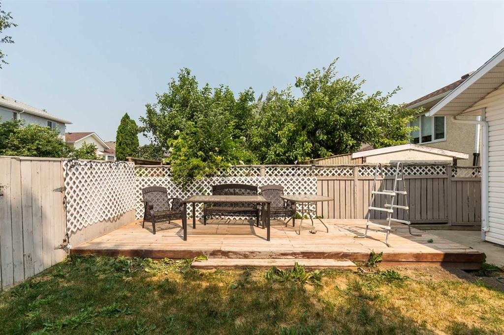 14 Heritage Road West, Lethbridge, AB - Outdoor With Deck Patio Veranda