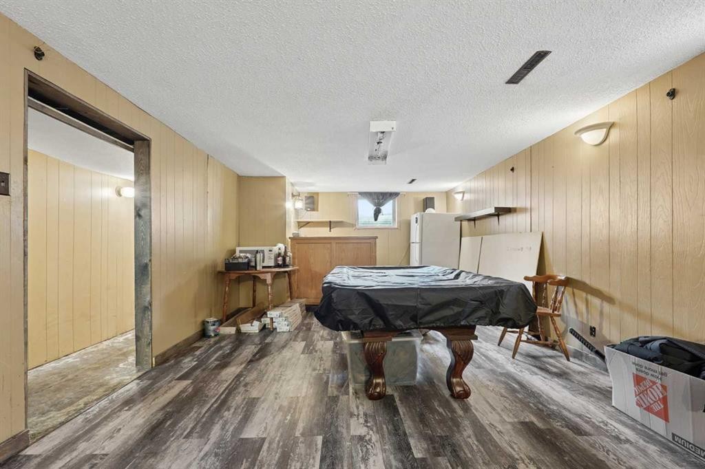 2610 11 Avenue North, Lethbridge, AB - Indoor Photo Showing Other Room