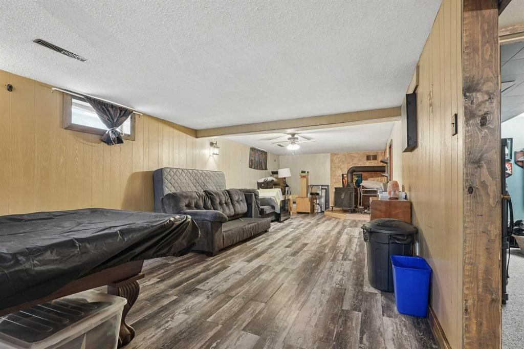 2610 11 Avenue North, Lethbridge, AB - Indoor