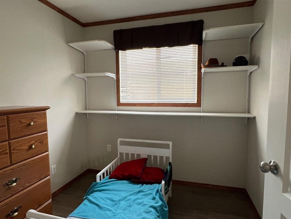 4002 Seasons Boulevard, Coaldale, AB - Indoor Photo Showing Bedroom