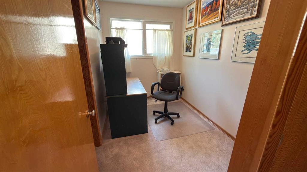 2128 22 Street, Coaldale, AB - Indoor