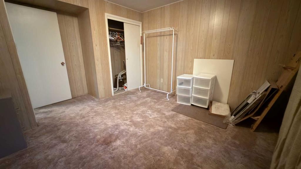 2128 22 Street, Coaldale, AB - Indoor Photo Showing Other Room