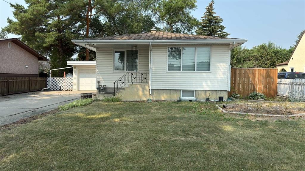 2128 22 Street, Coaldale, AB - Outdoor