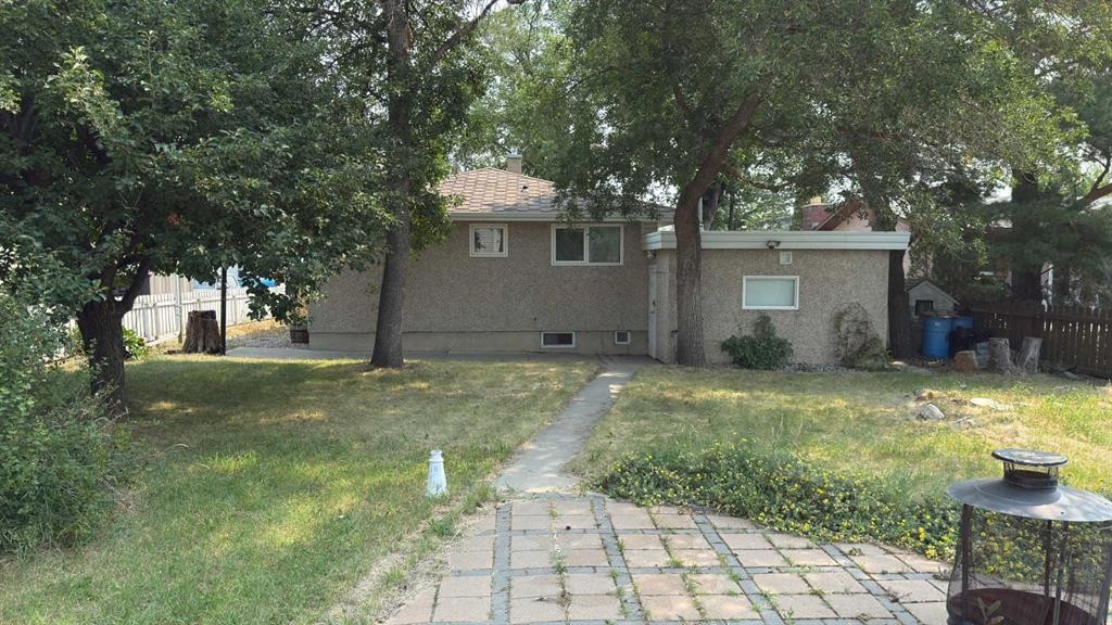 2128 22 Street, Coaldale, AB - Outdoor