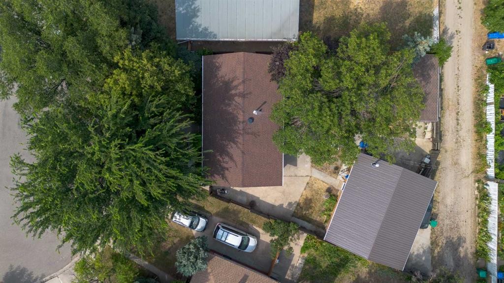 1005 17 Street North, Lethbridge, AB - Outdoor With View
