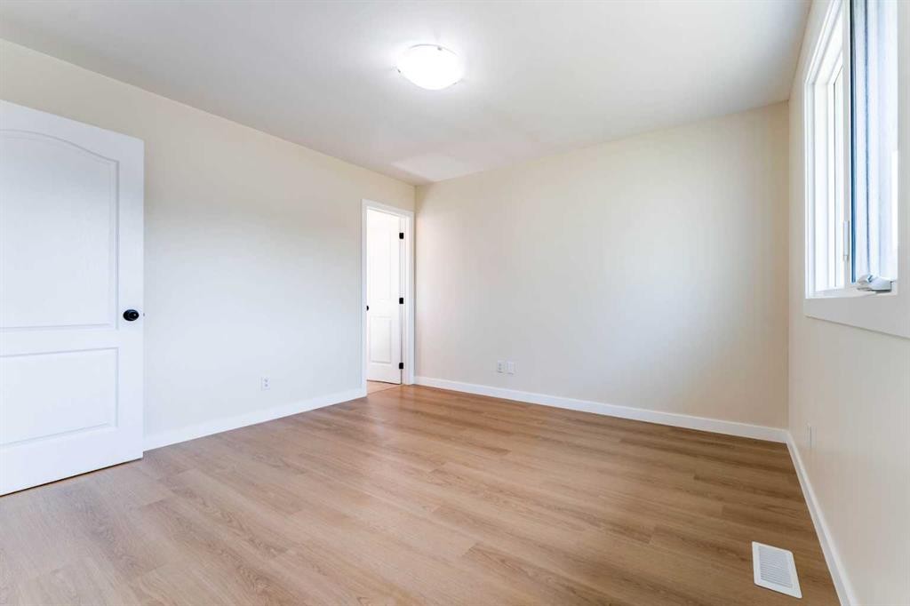 755 East Avenue, Pincher Creek, AB - Indoor Photo Showing Other Room