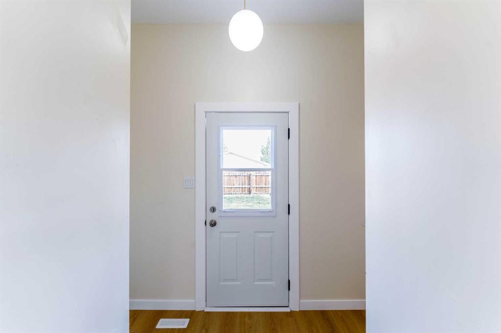 755 East Avenue, Pincher Creek, AB - Indoor Photo Showing Other Room