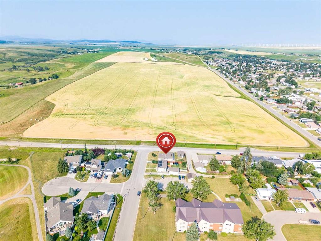 755 East Avenue, Pincher Creek, AB - Outdoor With View