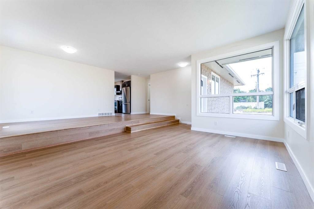 755 East Avenue, Pincher Creek, AB - Indoor Photo Showing Other Room