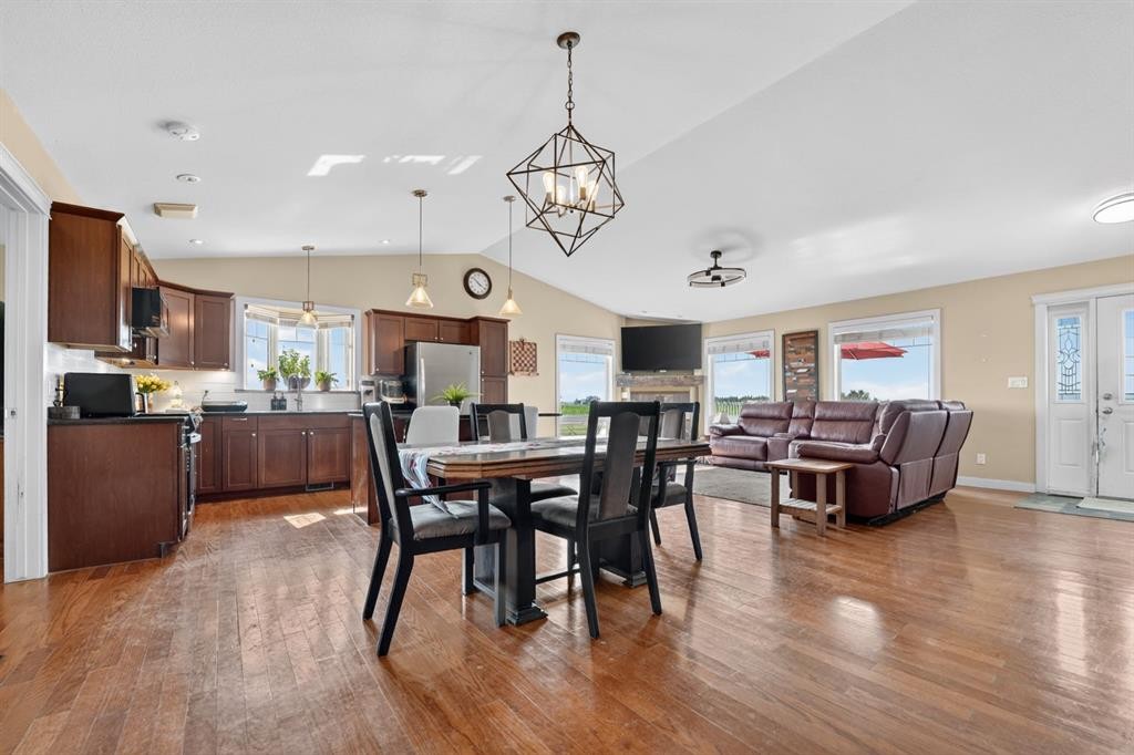 65004 Range Road 19-5, Stirling, AB - Indoor