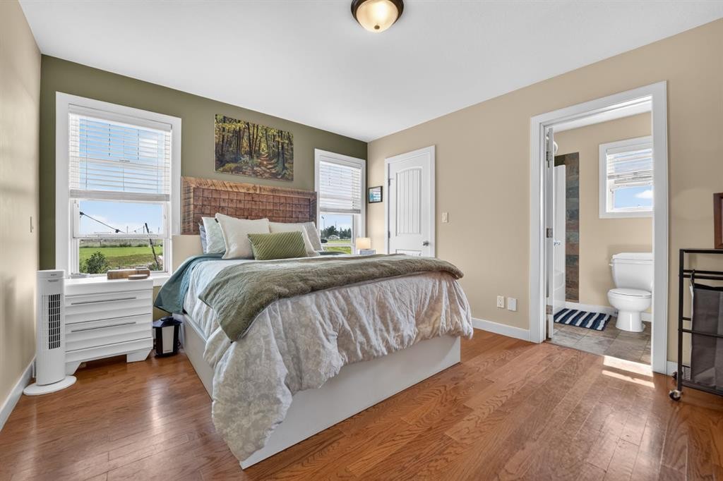 65004 Range Road 19-5, Stirling, AB - Indoor Photo Showing Bedroom