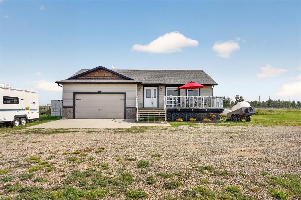 65004 Range Road 19-5, Stirling, AB - Outdoor With Deck Patio Veranda